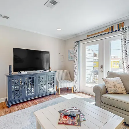 The Sand & Surf Beach House A & B