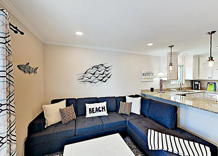 The & Surf House A & B *
