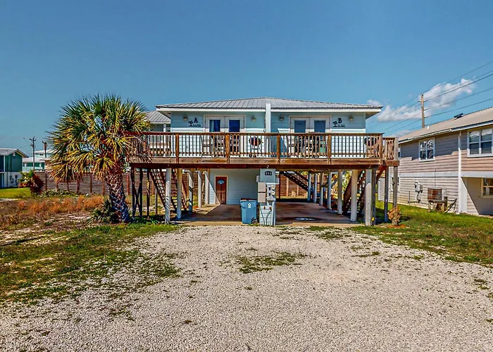 Holiday home The & Surf House A & B